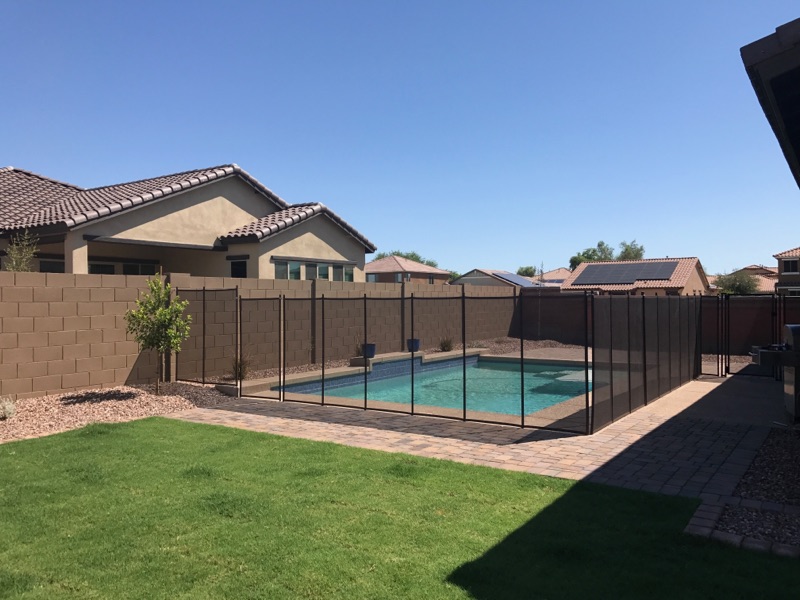 swimming pool safety tips, pool fence